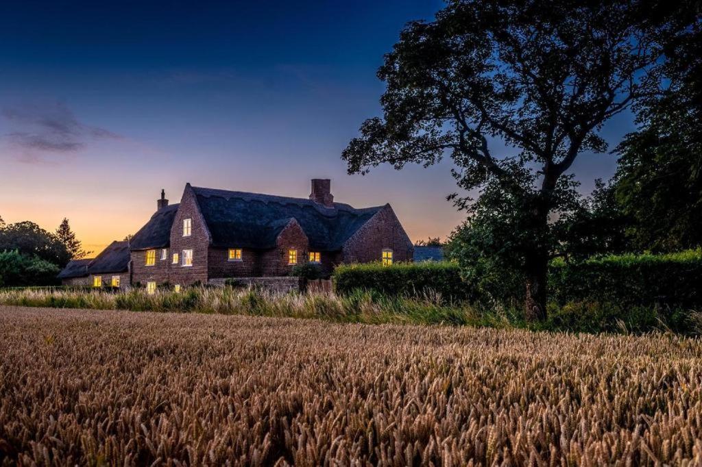 Old Hall Country Breaks * Tilney All Saints